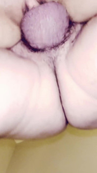 Debajo de la vista apretado coño follando