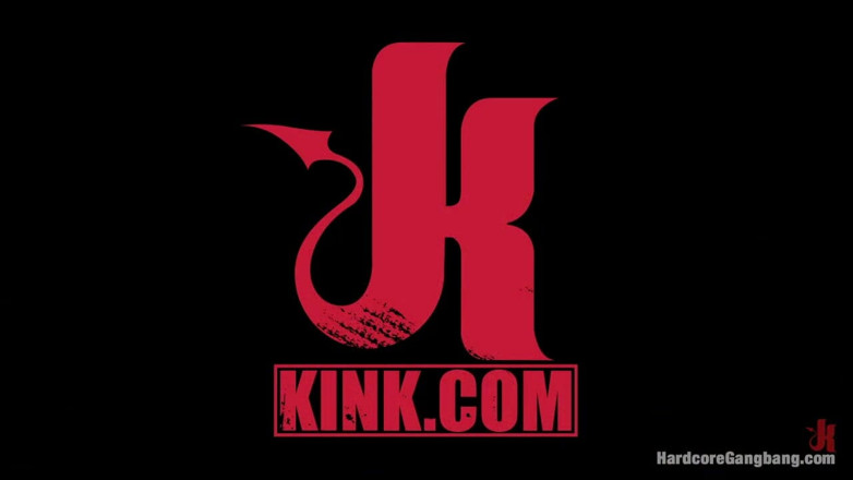 Hardcore Gangbang by Kink: Pierwsza sesja porno amatorskiej dziewczyny! Podwójny anal! Podwójna vag!