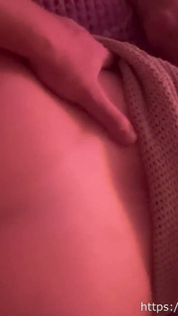 Hotwife liebt einen guten spieß in einem dreier mit 2 typen!