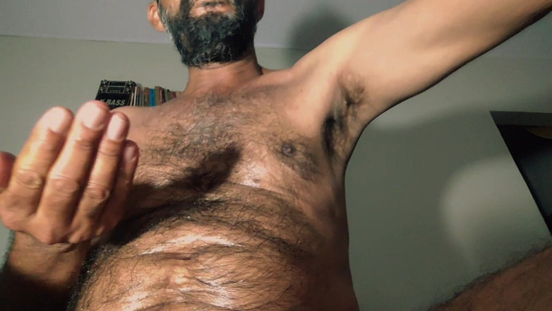 Rock F hairy: Moist Body