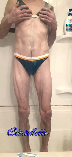 Crossdressers Cd Michelle wearing sexy lingerie: Кроссдрессер Cdmichell Носит Синий Купальник Из Двух Частей