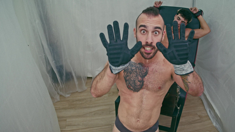 PSM Tickling Network: Saw and Tickled
