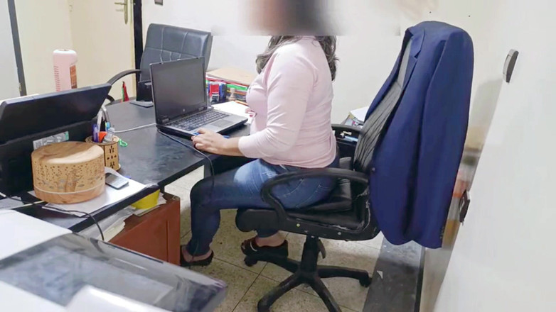 BBW LATINA: Work Sinners - Collega cattivo manca il cazzo di Stirling del...