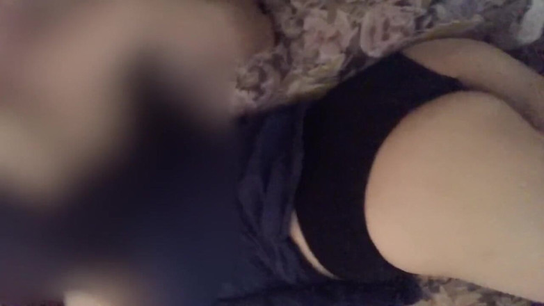 Mexicasero: Моя мачеха делает мне минет и позволяет мне снять ее на видео