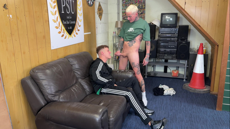 Jak White: His First Time Getting Sucked by a Man