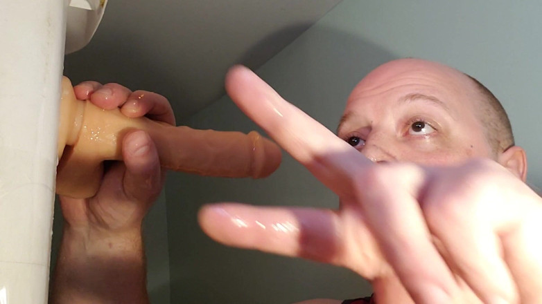 Charlieboy69: Hluboké hrdlo rotující dildo