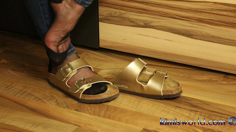 KimisWorld: Golden Mules &amp; Black Nylons - Cởi quần áo gợi cảm