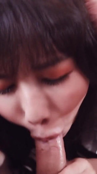 VR Porn ทำให้เด็กเนิร์ดเอเชียเย็ดไอดอลเสมือนของเธอ