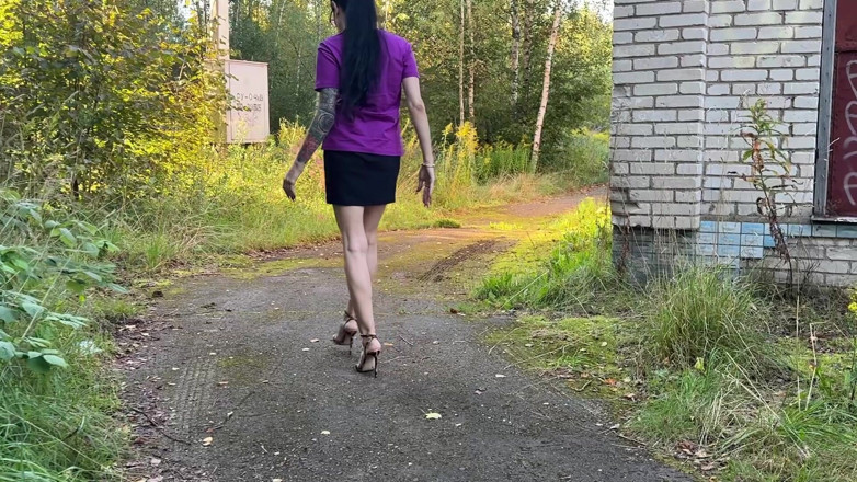 Julia domaina: New High Heels Stiletto Leopard Sandals on the Road, Near...