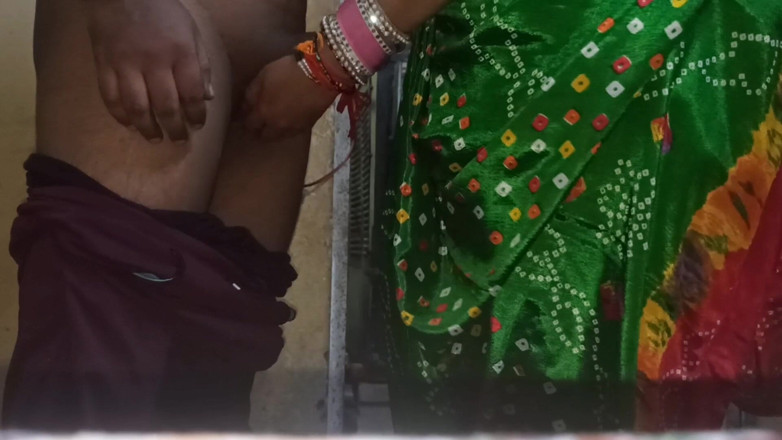 Mehak1993: Je rend ma demi-sœur heureuse en lui offrant un cadeau...