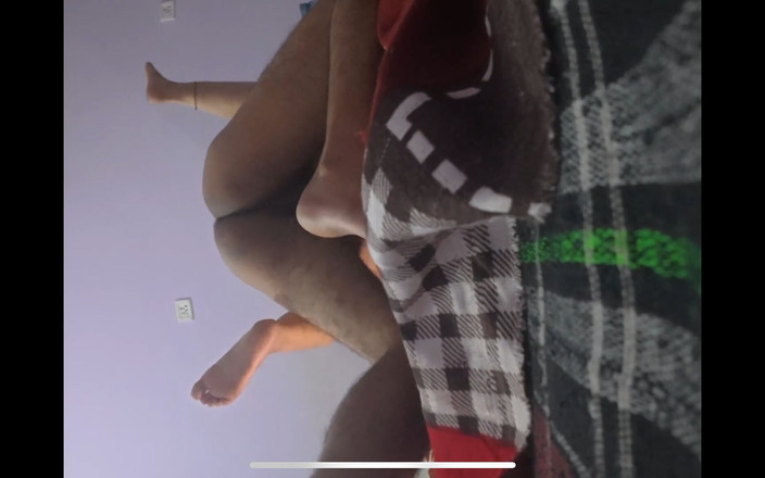 Rishi:  Bnake, dicker arsch, doggystyle Mms