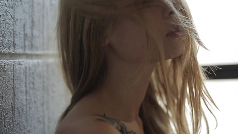 StasyQ: Lovaq 비디오 릴리스 Stasyq 169