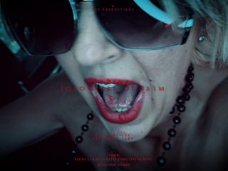 Karina S Palacios - Fredo Sebastieno Palacios: Sodomie surprise, creampie, femme mature magnifique et sexy - vidéo complète.