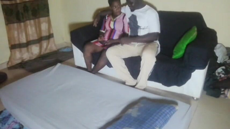 Pornsexlive: Studentka u svého učitele, aby se dozvěděla více