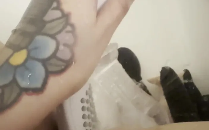 Cassidy Claire: I Fucked My Shower Head and I Don’t Regret It