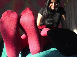 Viva Athena: Socks and Feet Worship