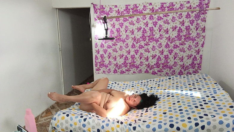 Valkyrie and Luigy Couple: Ibu kos amatir asli