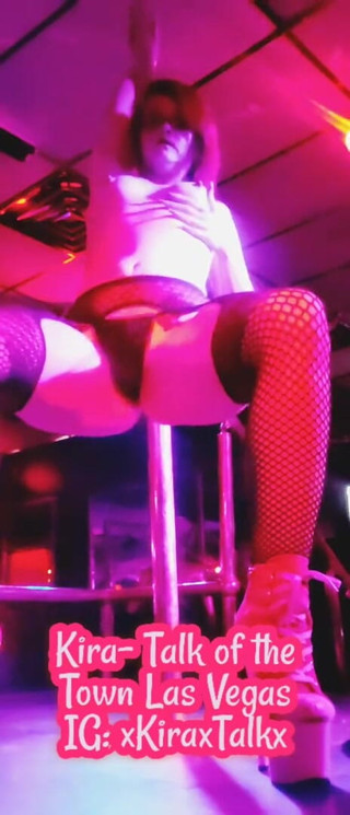 X_Asphxyia_X: Las Vegas strip-teaseuse seins nus