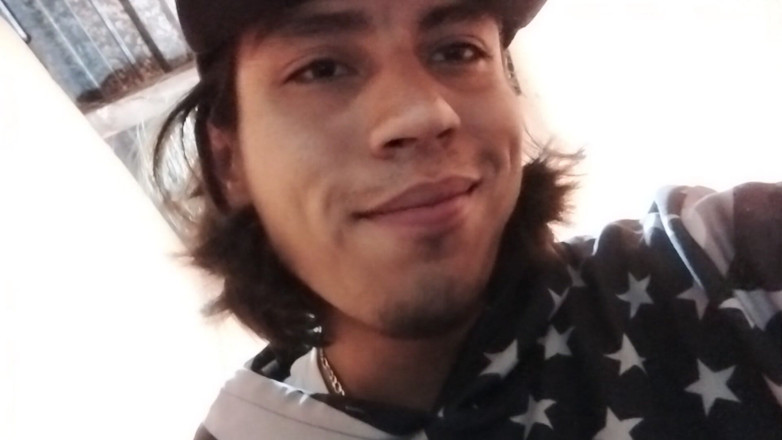 AlexAlejandro13: Welterusten, vanuit een openbaar toilet