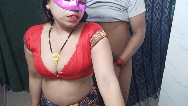 Hindi-Sex: Apasionada pareja india real sexo casero - crudo, sin filtrar, cachonda...
