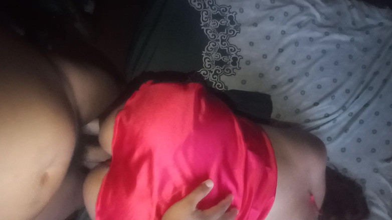 Eatrella j: Kolumbijczyk Cock Drop by Drop