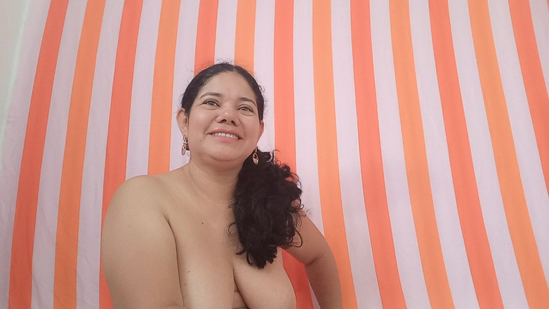 Valkyrie and Luigy Couple: Super Mamada