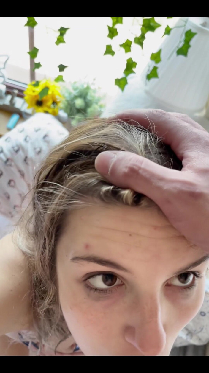 Ambie Bambii: Üniversite yurdunda oral seks