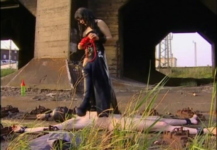 Absolute BDSM films - The original: Penisförödmjukande dominerande