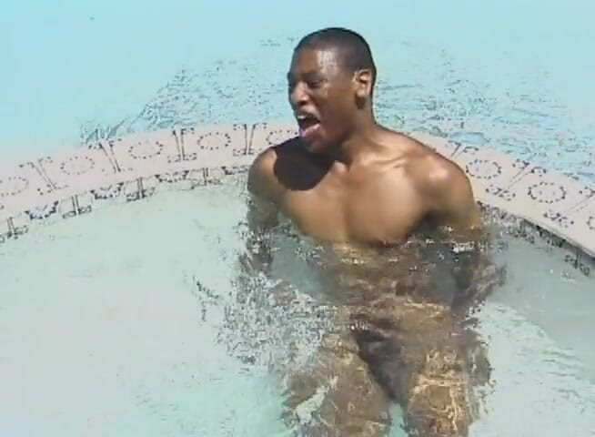 Bareback TV: Black homosexuals slamming passionately in the swimming pool