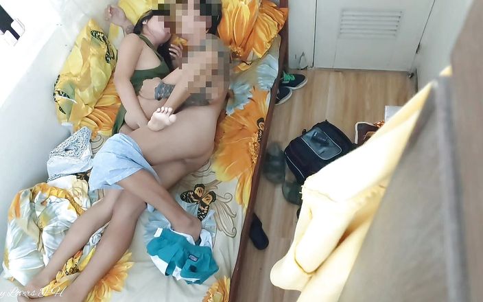 Pinay Viral Scandal: Pieprzę moją azjatycką przyrodnią siostrę, a ona sprawia, że spuszczam się...