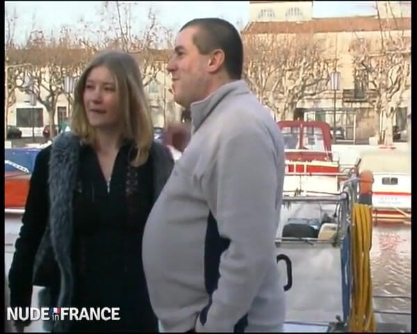 La France a Poil: Young Flo is so pretty that her husband will lend...