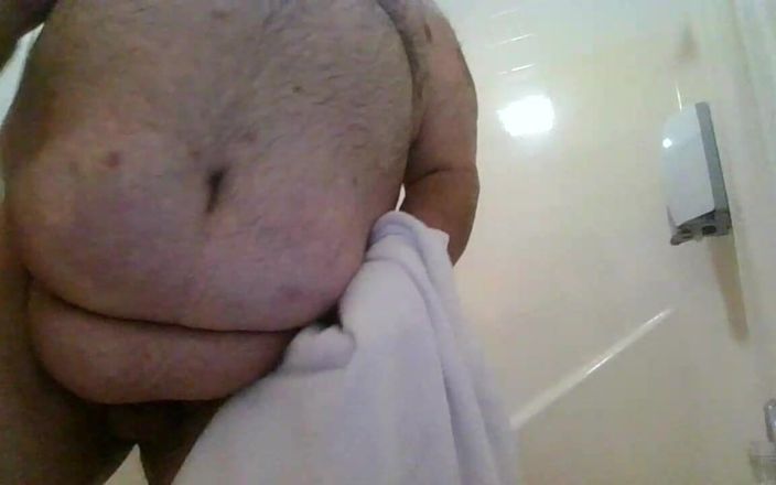 Gaydaddy2021: Video tắm
