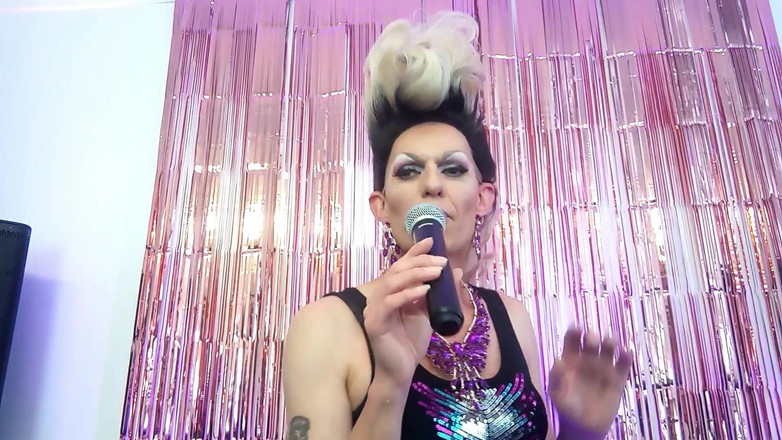 Alexalovesit: Couverture douce travesti