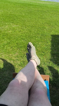 Boso Czeka Na Przypływ Na Plaży