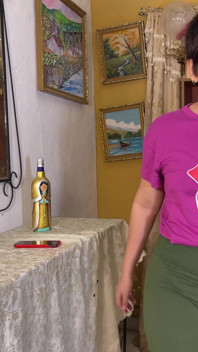Les Vêtements De Jasmine Se Font Manger Par Un Monstre 2