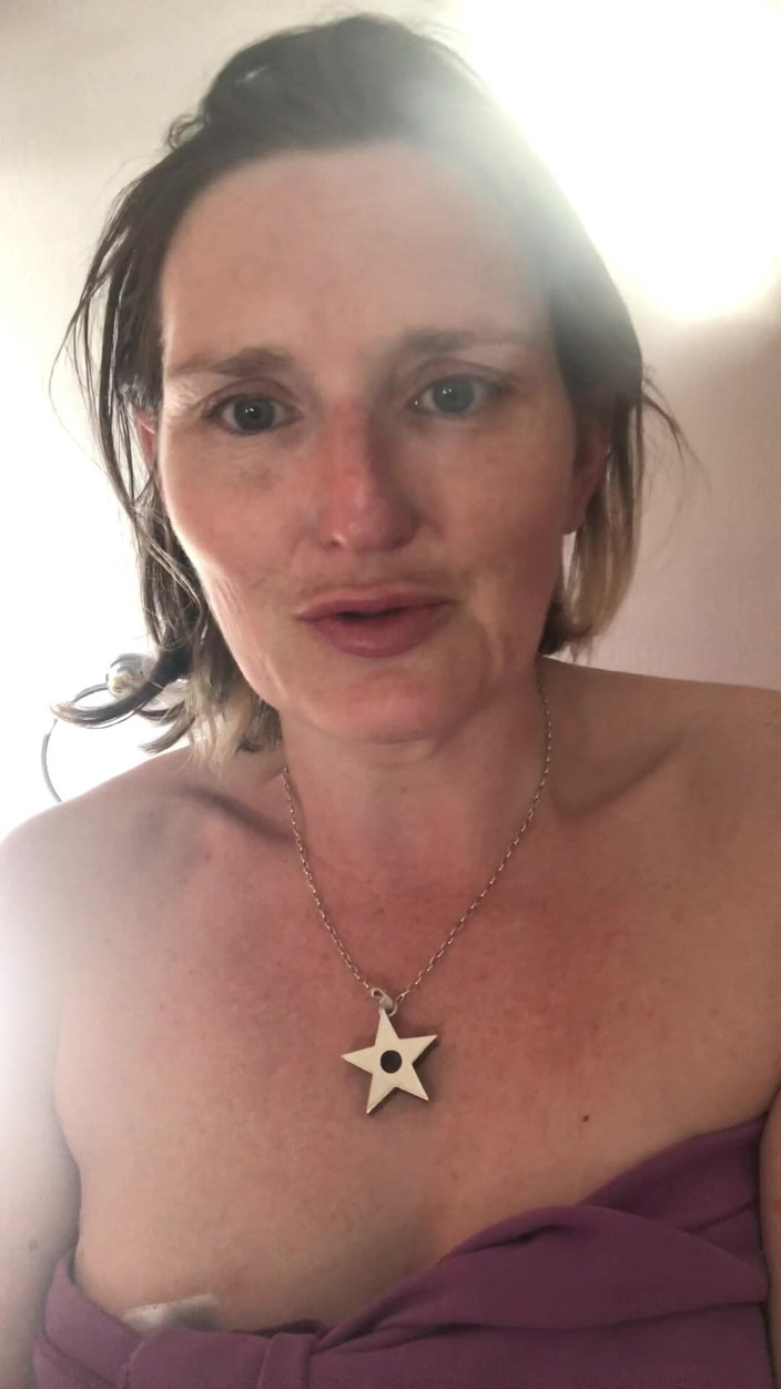 MistressWriggler: Naakte verhaaltijd! Het meest ongelooflijke verhaal over hoe soms in...