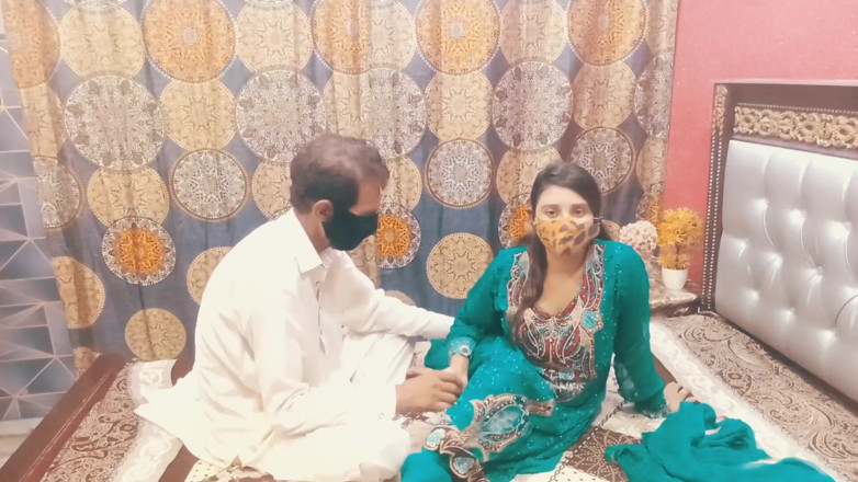 MehwishButt: Une femme desi indienne en colère parce que son mari...