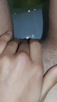 In a Public Toilet, I Jerk off and Pee at the Same Time