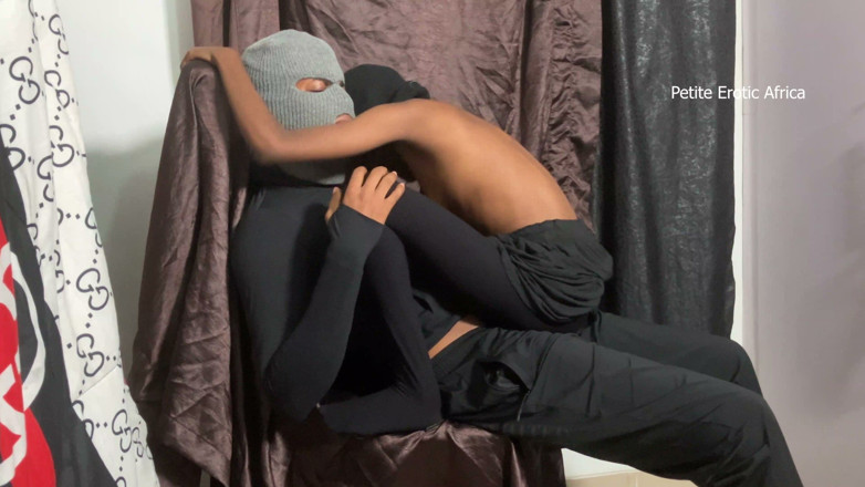 Petite Erotic Africa: Tiny Lovet Ride Me Sitting