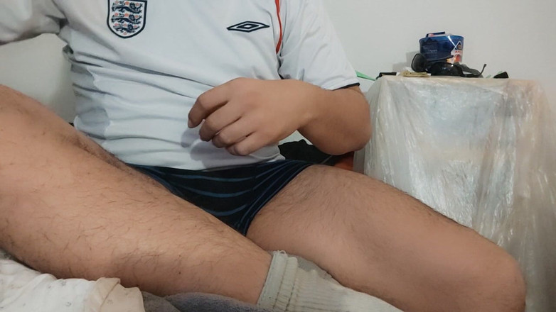 SmokedAlloy2: ダーティジャンクブロ、また靴下を洗わなかった!土だ!