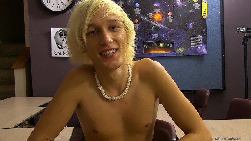 Ryan Wants to Be Thrown Around (Teach Twinks)