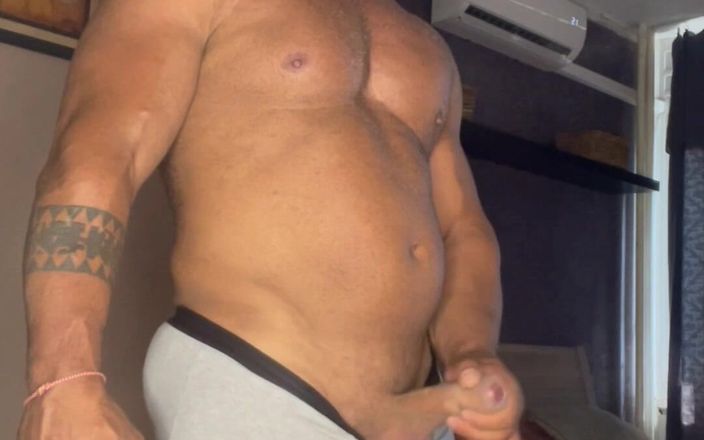 Mr. Guru: Ông Guru Wank Solo. Con cu từ đồ lót. Thủ dâm...