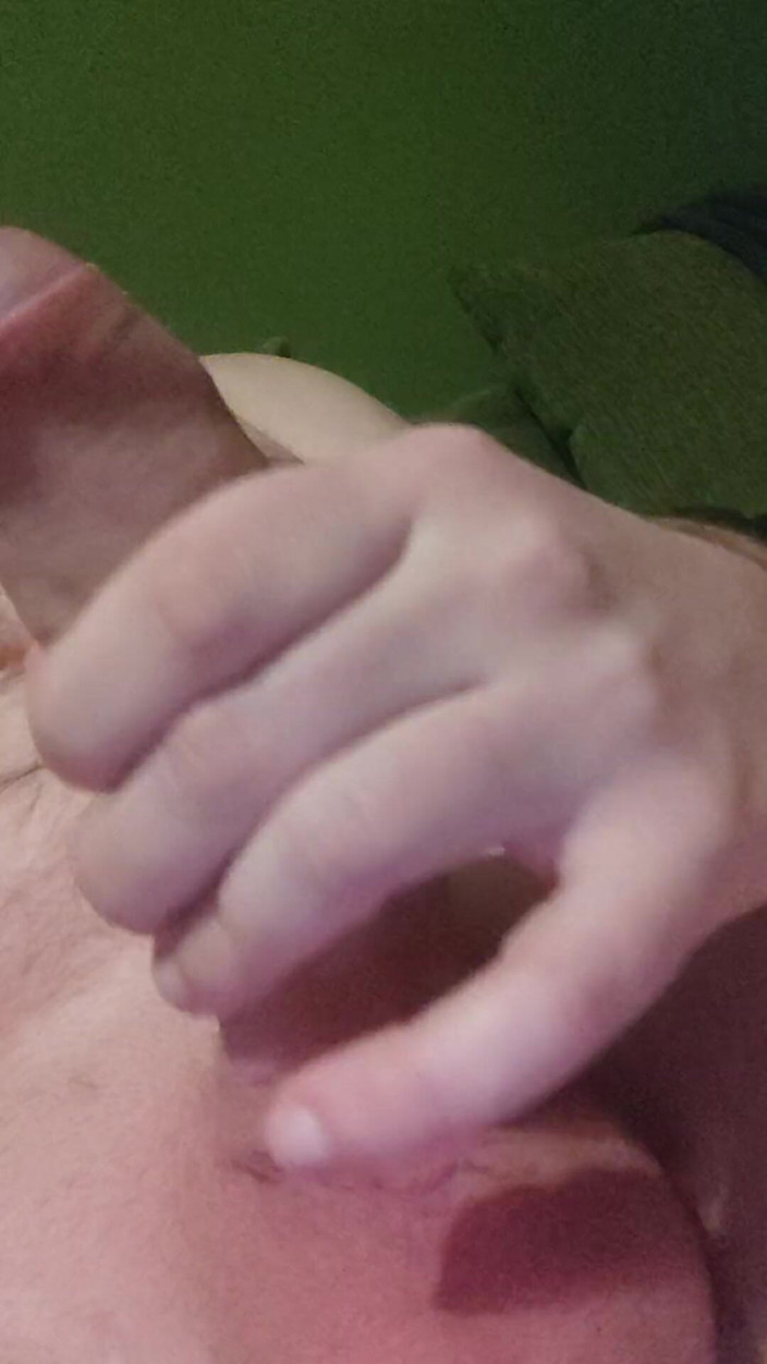 Cock & Body Worship: POV Muž středního věku si honí a láká tě, abys...