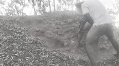 VillageBlackfairy: Gadis desa tamil dientot habis-habisan di hutan terbuka