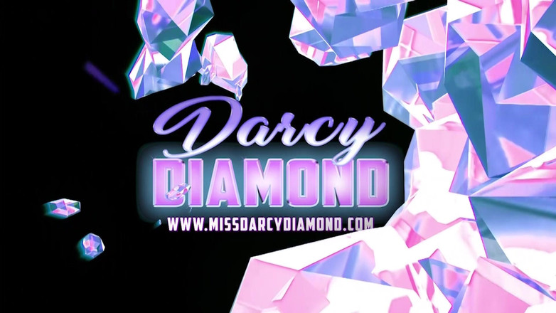 Darcy Diamond: Orgasm cu clitoris cu baghetă magică