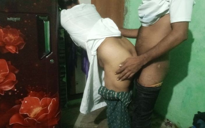 Pooja Sexy: Bhabhi Desi Style