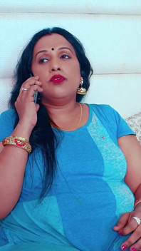 Asistentă indiană desi cu țâțe mari verificând penisul pacientului ei