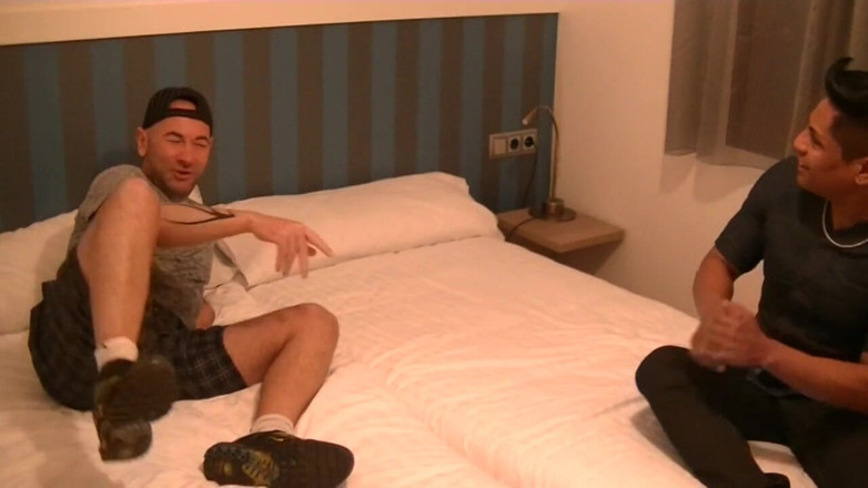 Kinky Bareback Boys: Adrianj fucked bareback by the pornstar Viktor Rom