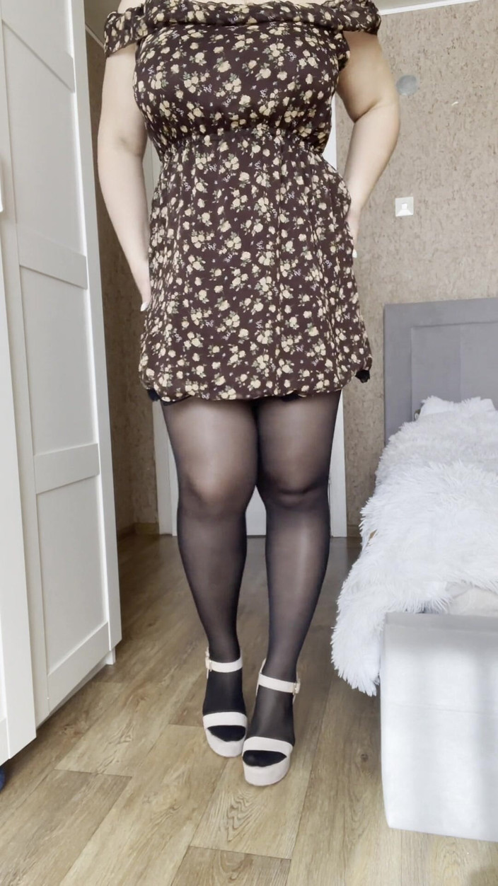 Lux Eva: MILF mit dicken titten