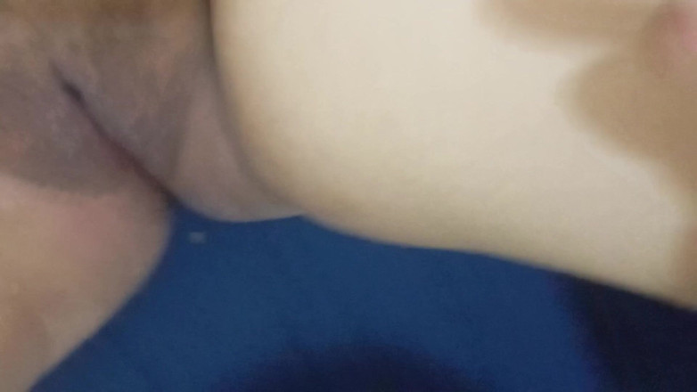 Angelina Pop: Massaggio gentile con lingua sulla figa di una bella ragazza...